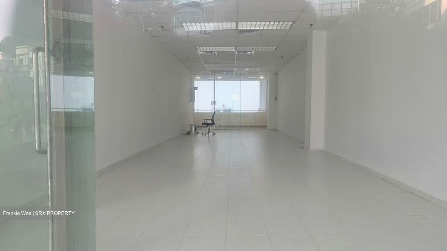 North Bridge Centre (D7), Shop House #597552831
